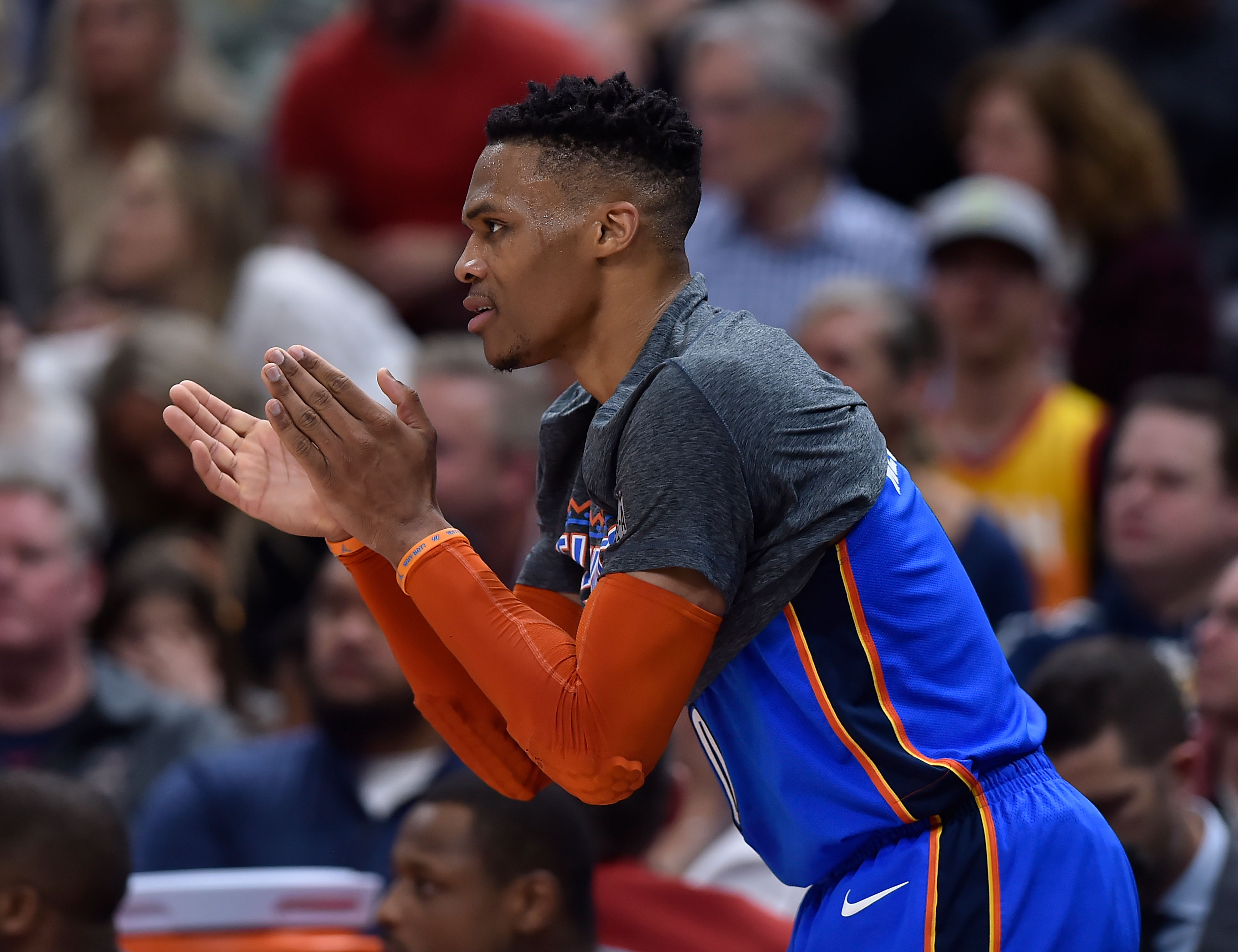 那不勒斯的 那不勒斯的