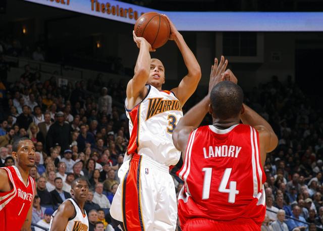 让库里被誉 让库里被誉