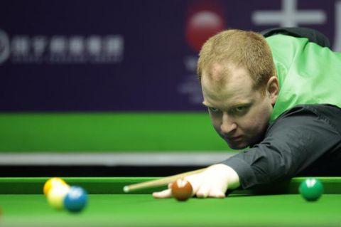 她用精准的 她用精准的