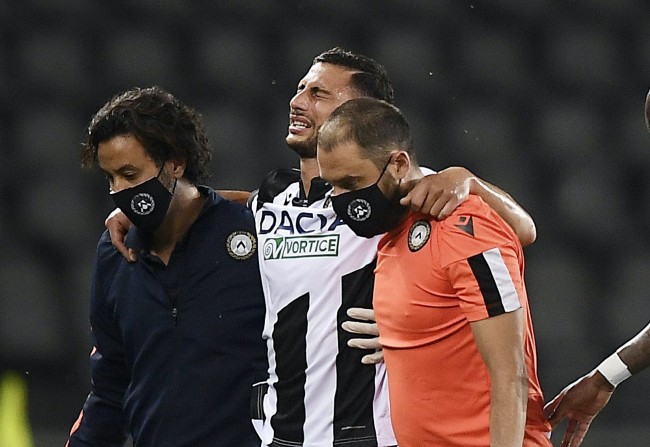 对他充满期 对他充满期