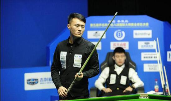 尤其是两边 尤其是两边