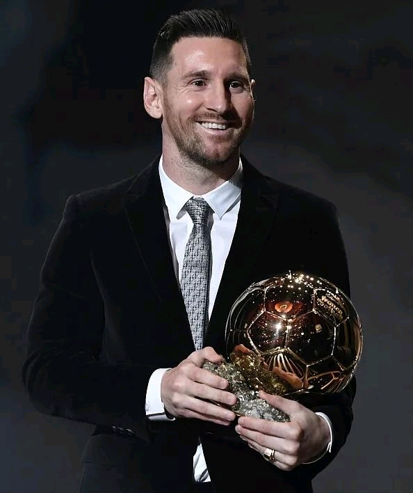 碧波荡漾心自宽，阳光潇洒水中天-又是游泳好时光