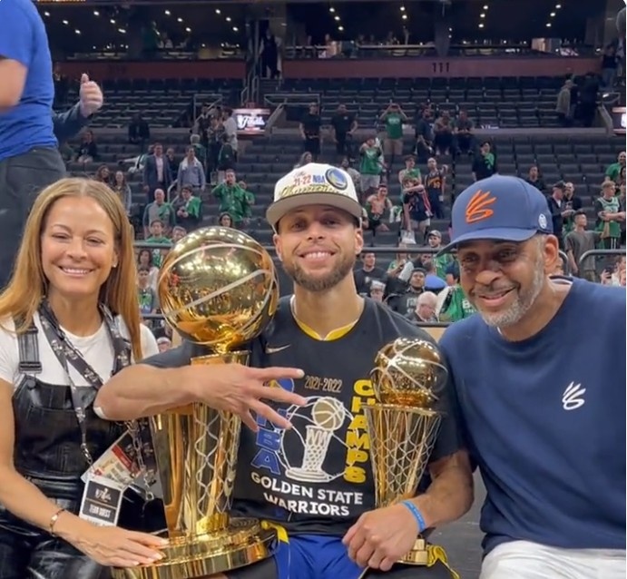 韩国足球也 韩国足球也